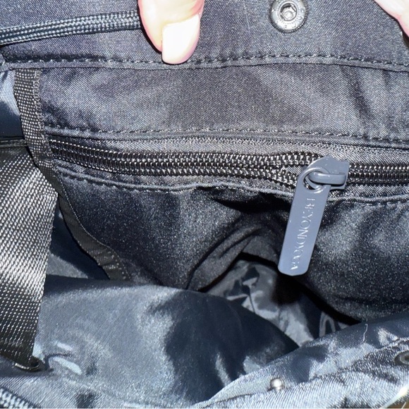 Beyond Yoga Backpack New - Picture 8 of 8